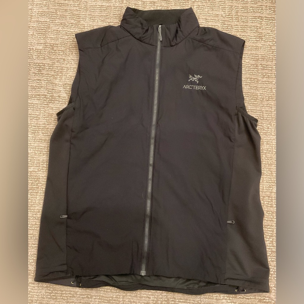 Arcteryx Men's Atom LT Vest, Black XL - EUC